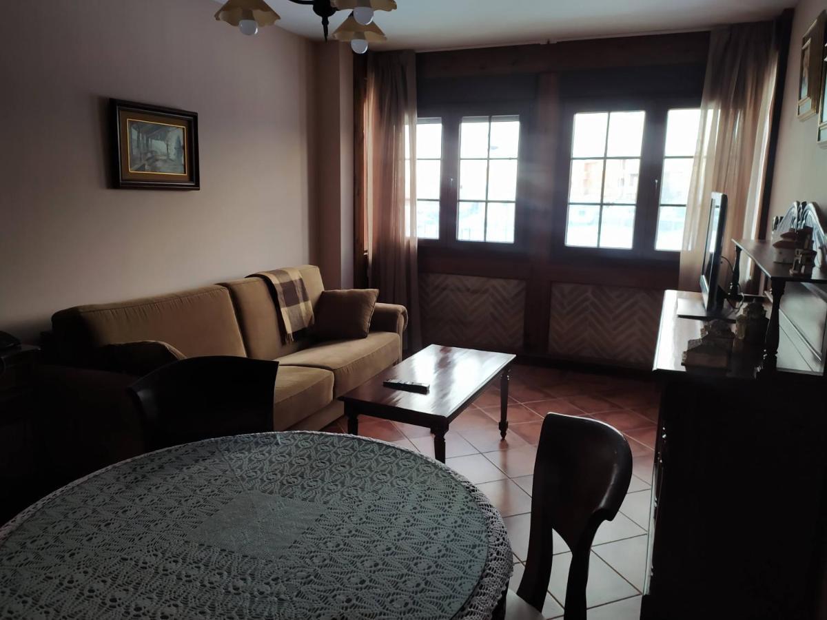 Hotel Rural El Nogal Madrona Buitenkant foto